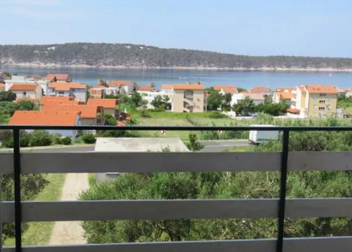 Serene Barbat Escape With Just Minutes From The