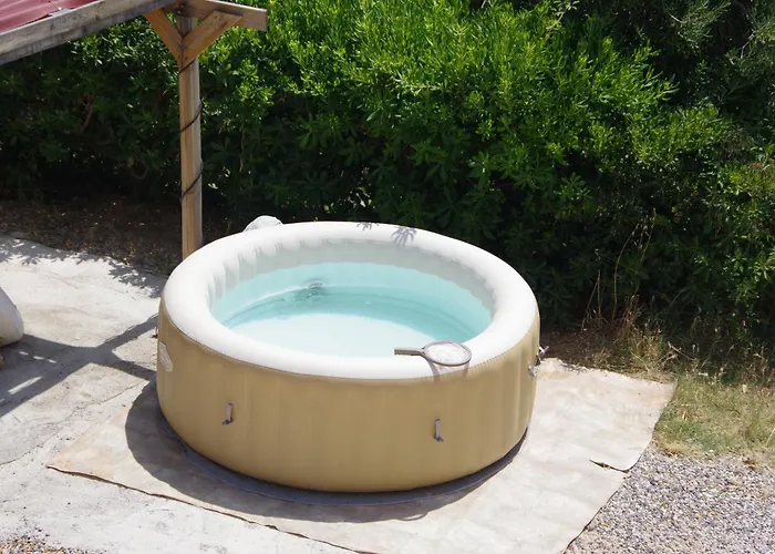 Serene Barbat Escape With Just Minutes From The * Rab Town