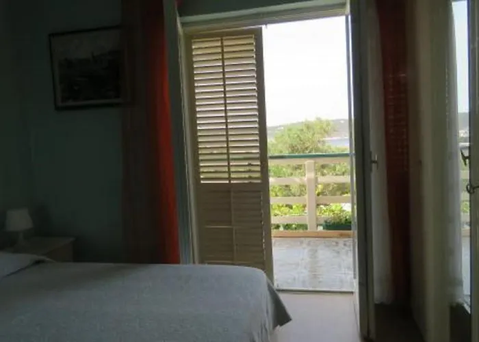 Serene Barbat Escape With Just Minutes From The