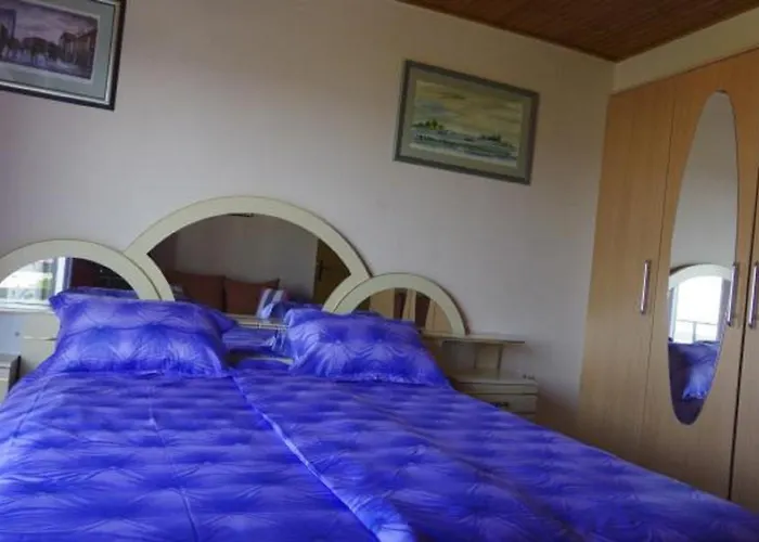 Serene Barbat Escape With Just Minutes From The Lejlighed *