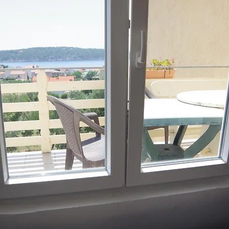 Serene Barbat Escape With Just Minutes From The