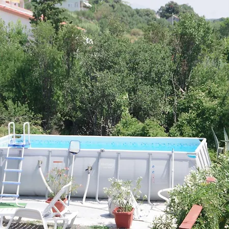 Apartment Serene Barbat Escape With Just Minutes From The Rab Town