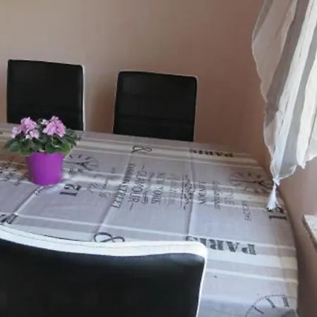 Serene Barbat Escape With Just Minutes From The Apartment *