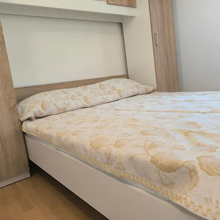 Serene Barbat Escape With Just Minutes From The Apartment *