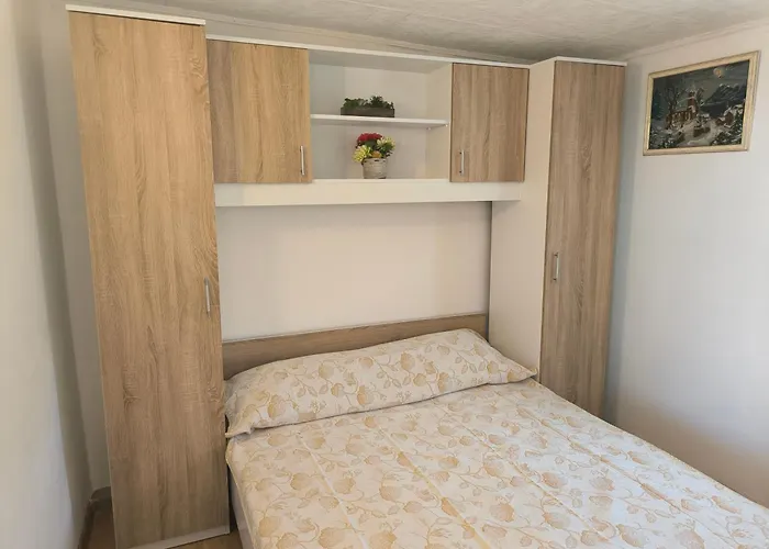 Serene Barbat Escape With Just Minutes From The
